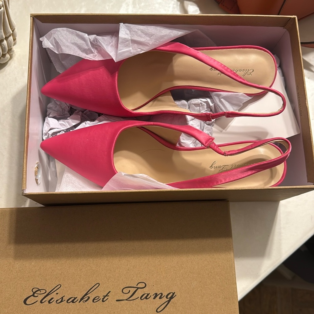 Elizabeth Tang heels